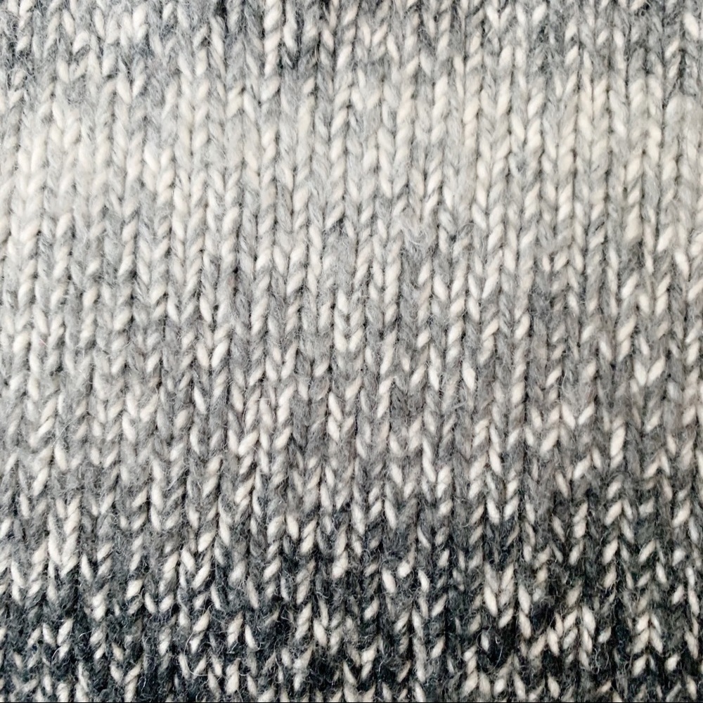 GAP Quarter Zip Mock Neck Sweater - Picture 6 of 13